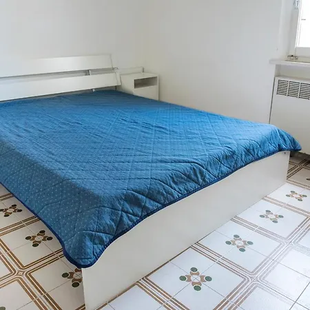 M224 - Marcelli, Trilocale Con Giardino A 150mt Dal Mare Марчелли